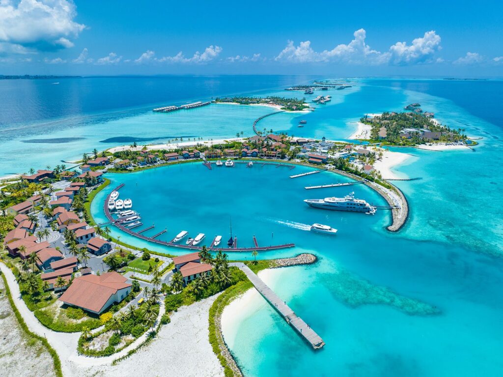 Bora Bora Island Vs Maldives